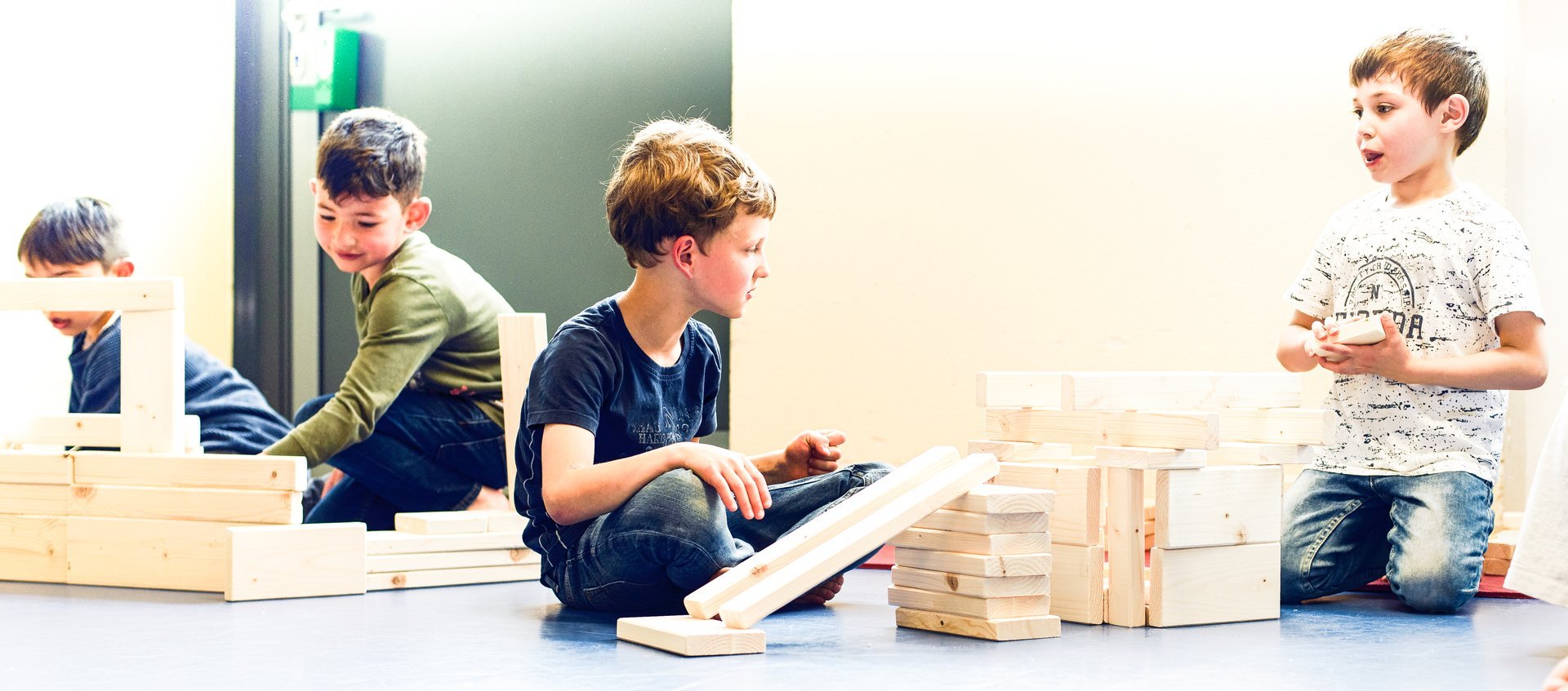 Freies Spiel mit großem Material